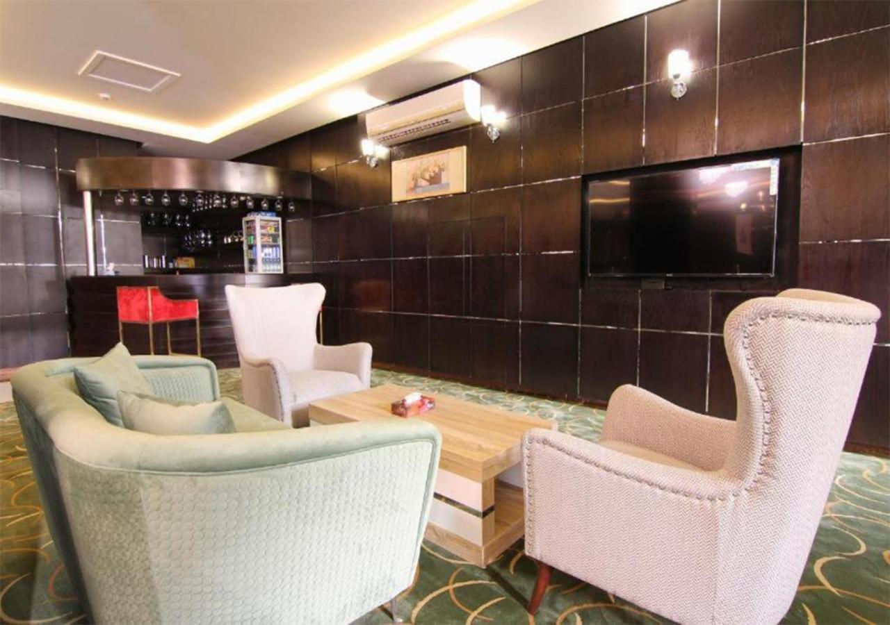 هذا منزلى الحمراء Riyadh Eksteriør bilde