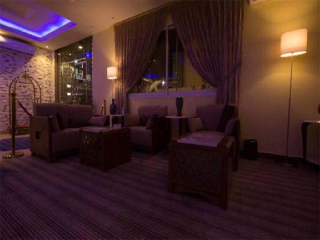 هذا منزلى الحمراء Riyadh Eksteriør bilde